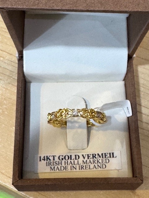 Ring: 14k Diamond Set Celtic