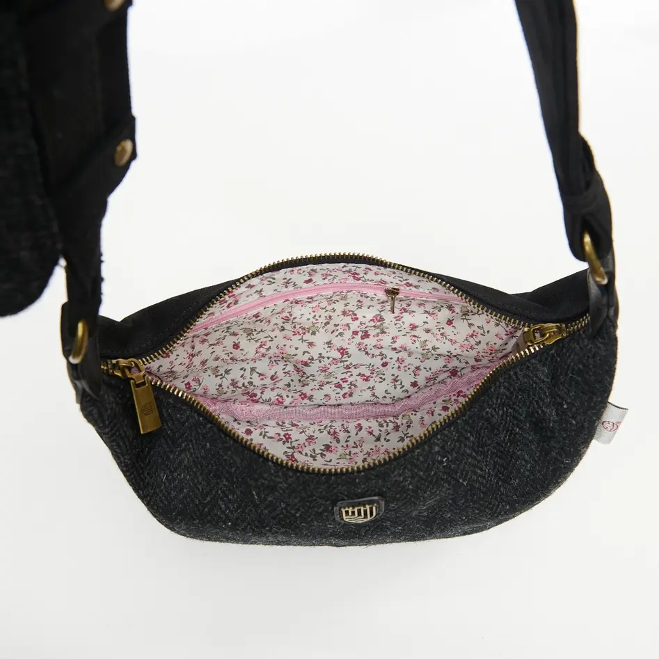 Islander Bag: The Luna Bag Black Herringbone