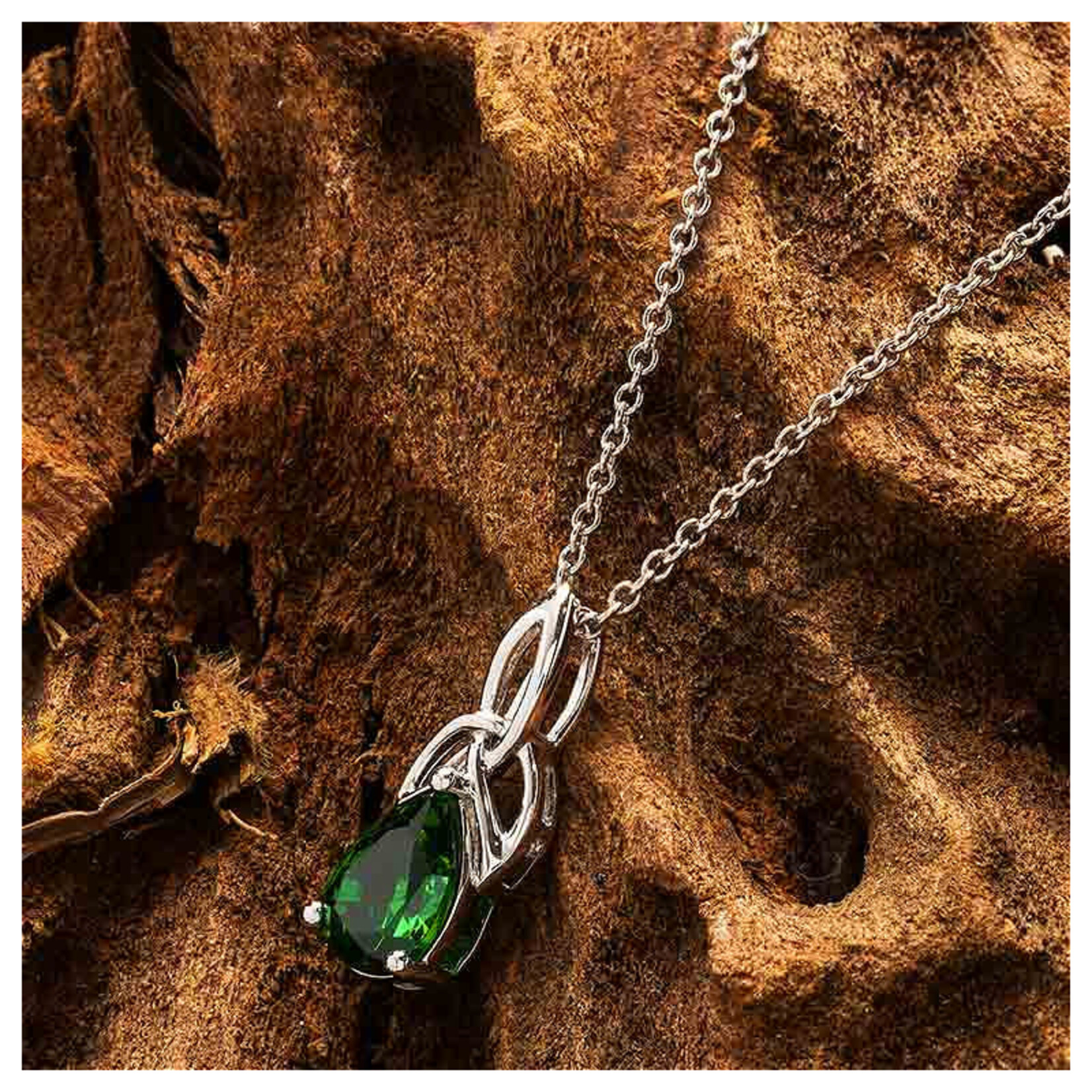 Necklace: SS CZ Emerald Trinity