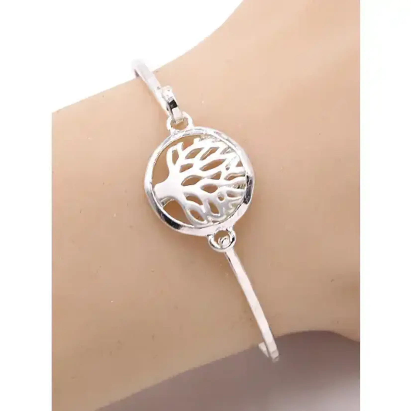Bracelet: Matte Silver Tree of Life Cutout Metal Casting Bangle