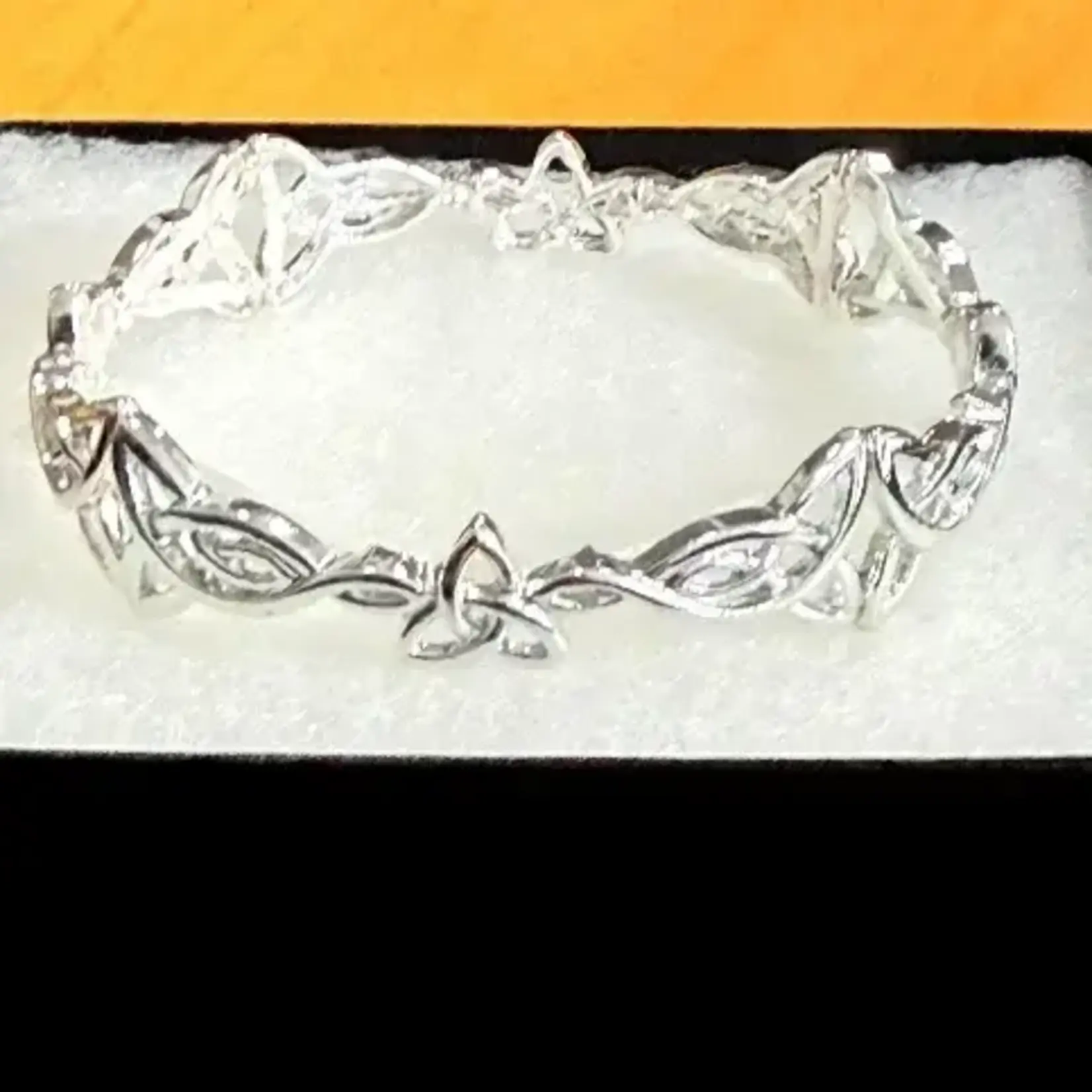 Bracelet: Silver Trinity Metal Stretch