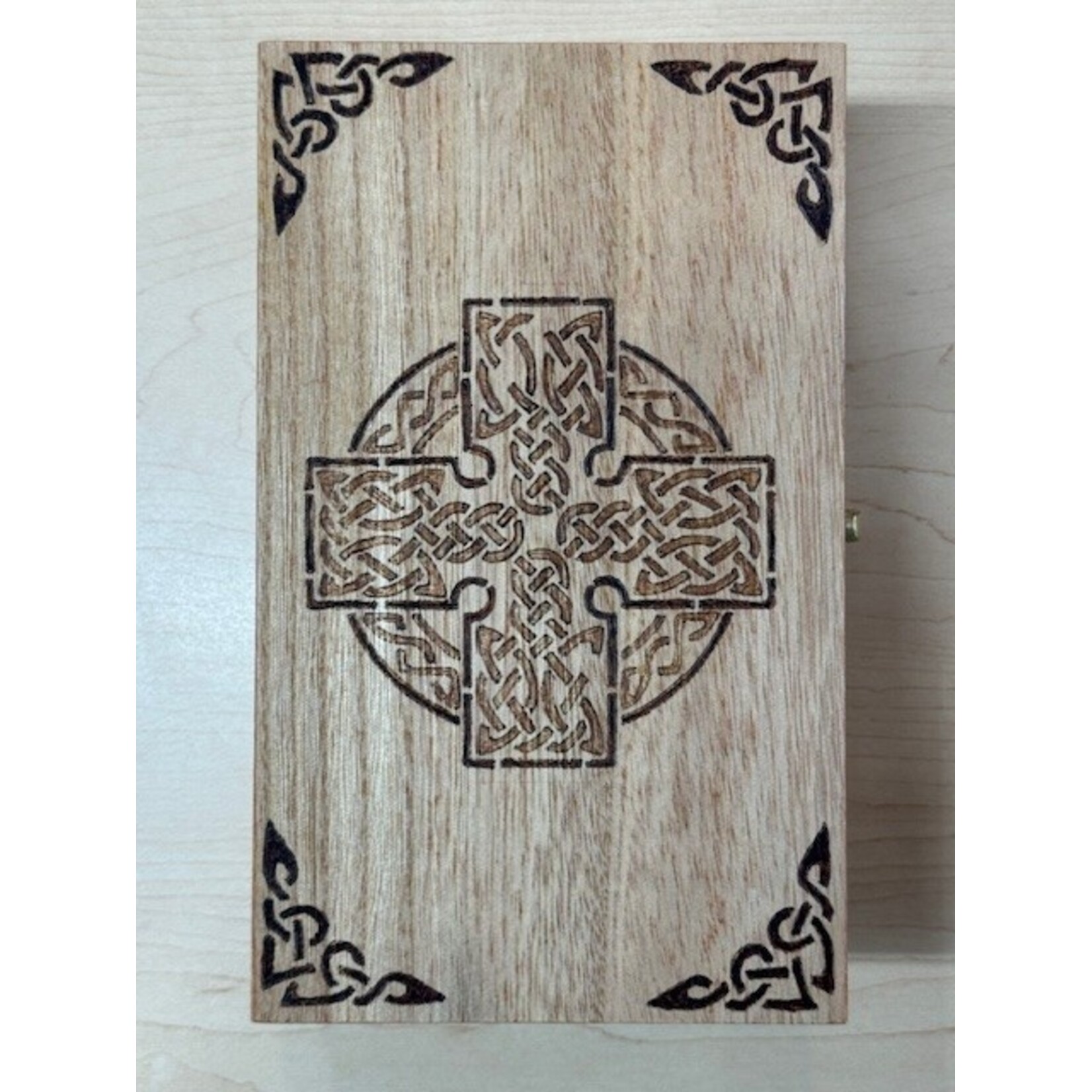 Box: Wood Celtic Cross 8.25x5