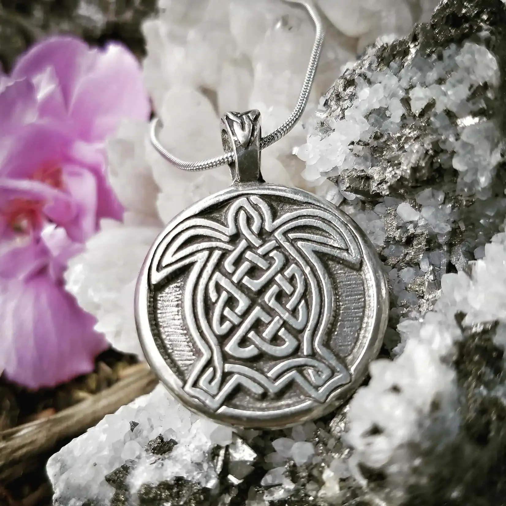 Necklace: Turtle Pewter
