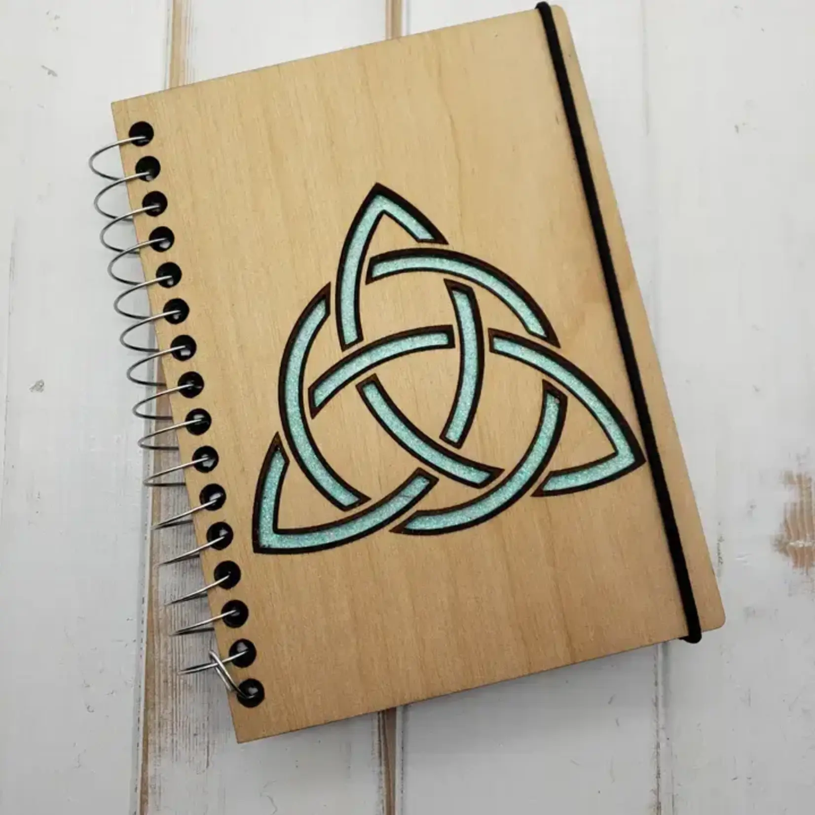 Pocket Notebook: Trinity Knot Colored