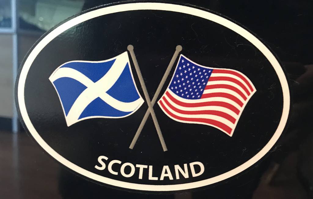 Sticker: Crossed Flags, Scotland/USA