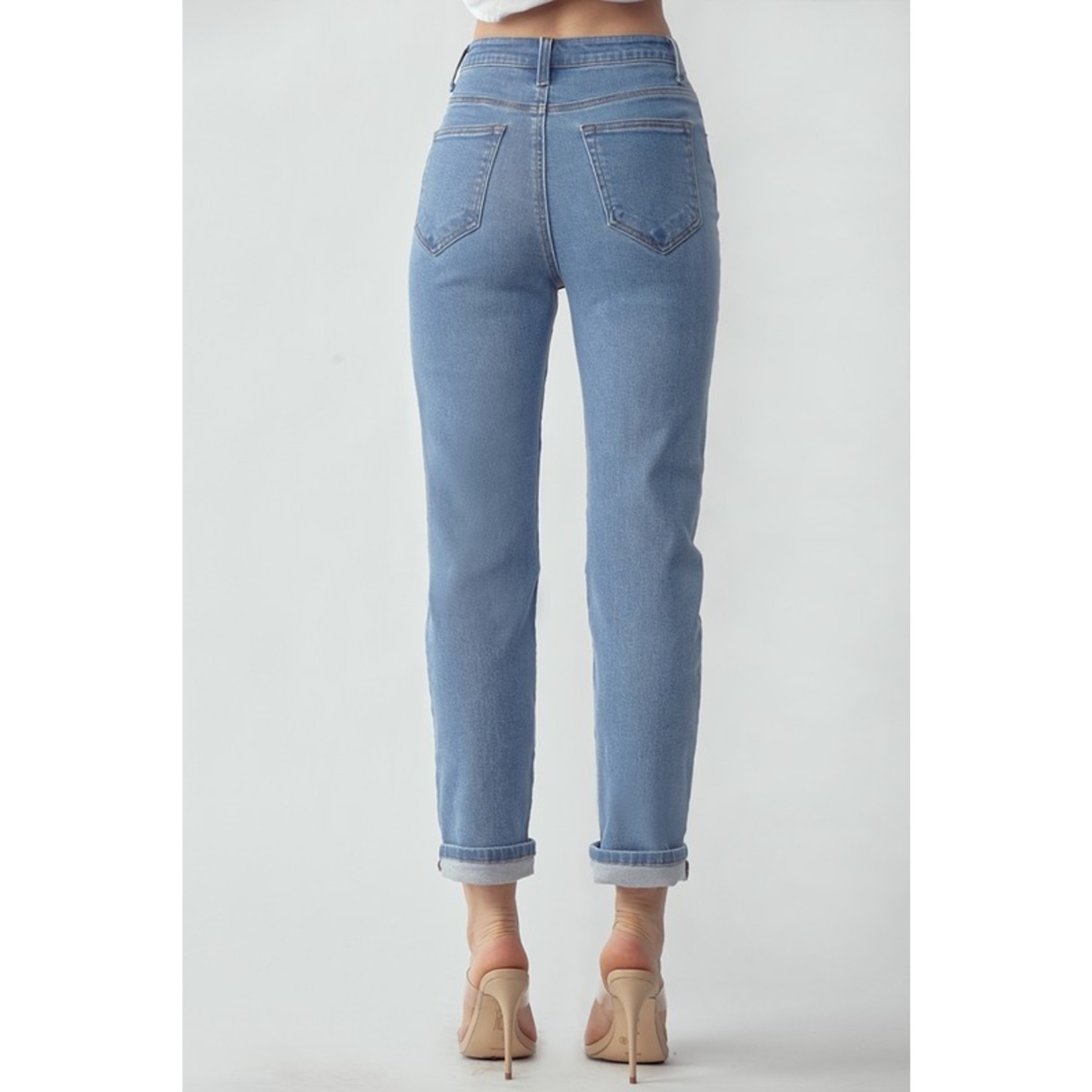 90s High Rise Mom Jeans