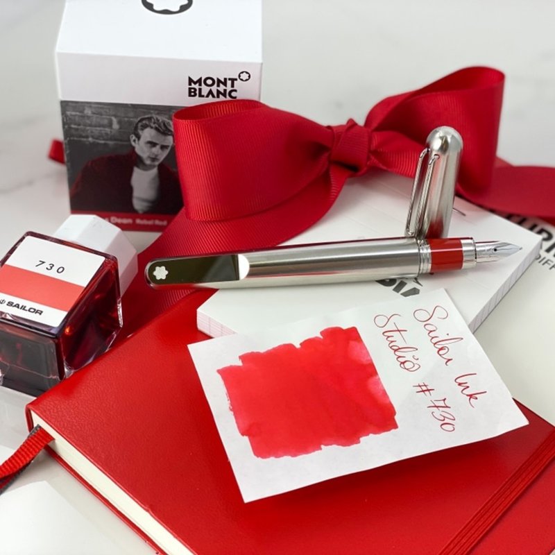 red montblanc pen