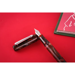 Narwhal Nahvalur Schuylkill Fountain Pen - Rockfish Red