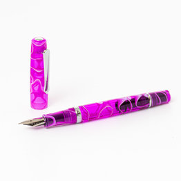 Narwhal Narwhal Original Fountain Pen - Hippocampus Purple