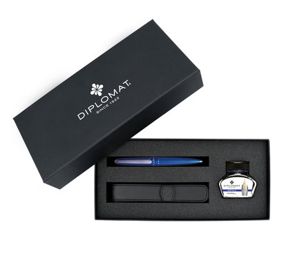 Diplomat Diplomat Aero Fountain Pen Gift Set (Fountain Pen, Bottle of Ink and Free Leather Pen Case) - Blue