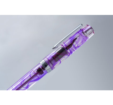 Narwhal Nahvalur Original Plus Fountain Pen - Melacara Purple
