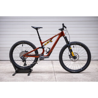 Specialized Ex-Staff 2025 Stumpjumper 15 Öhlins Coil LTD - Satin Copper Speckle / Satin Silver Dust - S3