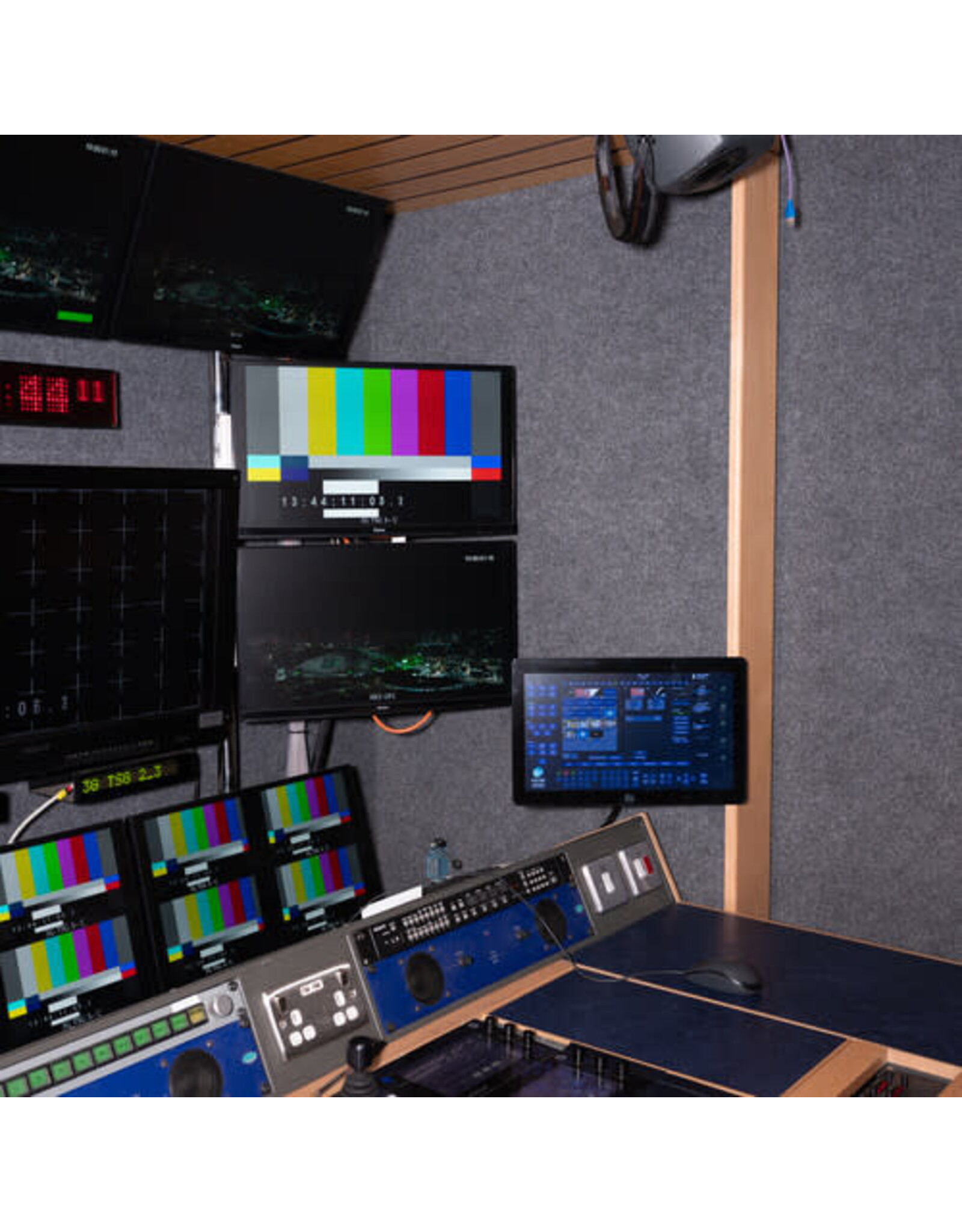 Cook, A.G. / The Moment (The Score)