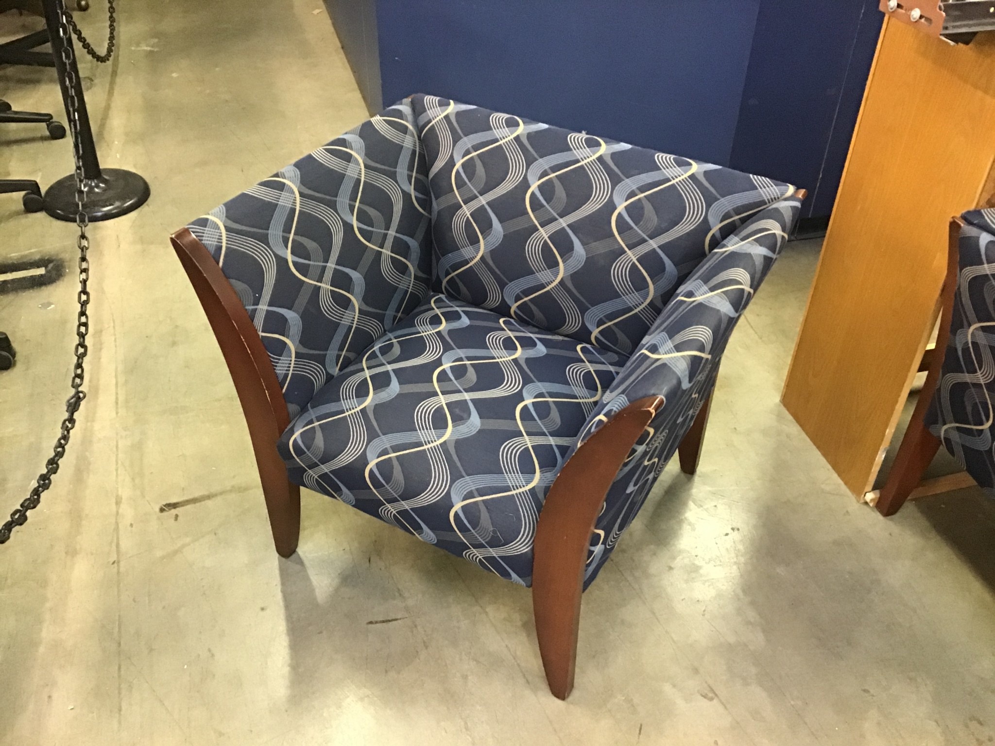 Blue Pattern Wood Frame Lounge Chair 10 13 2020 Nd Surplus