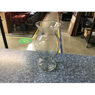 9” Large glass vase (5/18/21)