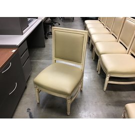 Blonde wood padded seat dining chair w/o arms (8/31/21)