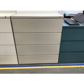 19 1/2x41 1/2x49 1/2” Tan metal 4 drawer lateral file cabinet 9/16/26