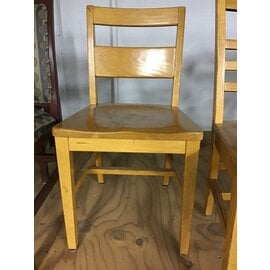 Light Oak Dining Chair (9/6/23)
