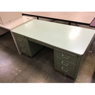 30x60x29”Steelcase Green Metal Double Ped Desk 12/22/25