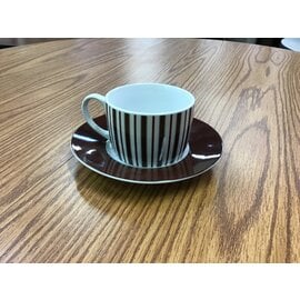 Brown and White Tea Set of 6 mugs and 6 plates 11/30/23