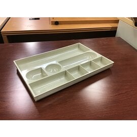 Beige plastic desk drawer organizer 3/8/24