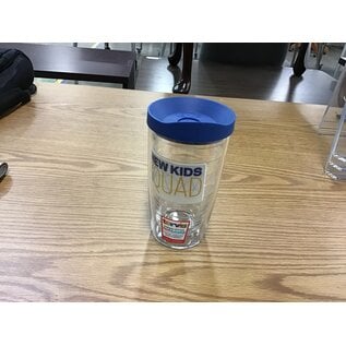 Clear plastic cup with lid 4/2/24