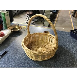 12” Round basket with handle 4/15/24