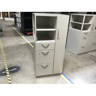 24x24x52” Beige Steelcase 3 Drawer Adjustable Shelf Right Locker Storage Unit 6/2/26