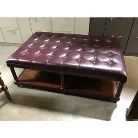 32x49x18” Burgundy padded vinyl top cherry wood bench/ottoman - some wear throughout 4/16/25