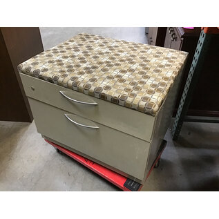 24x30x22” Beige metal lateral file/storage cabinet with cushioned patterned top 1/22/25