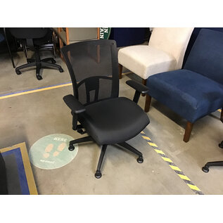 Black cushioned seat mesh back adjustable swivel chair 6/13/25