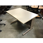 30x42x27” Beige metal frame computer table 10/6/25
