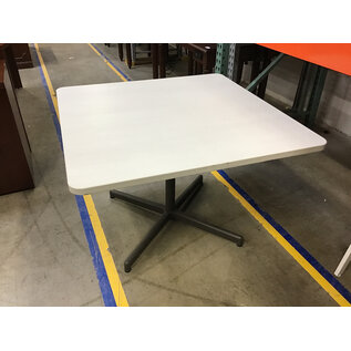 42x42x28 1/2” White wood grain laminate table metal pedestal 12/3/25