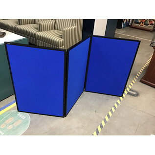 72x35 1/2” Quartet 3 panel folding display pin board with case 1/26/26