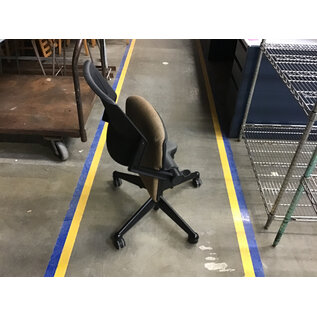 Brown cushioned seat black plastic back height adjustable folding seat desk chair 2/5/26