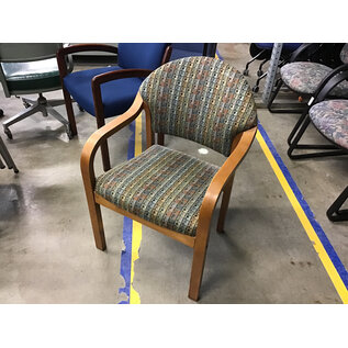 Tan dotted pattern wood frame side chair 2/5/26