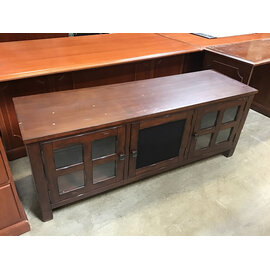19 1/2x65x25” Dark wood color 3 door tv stand - some scuffs on top. 2 glass doors one mesh front 4/21/26