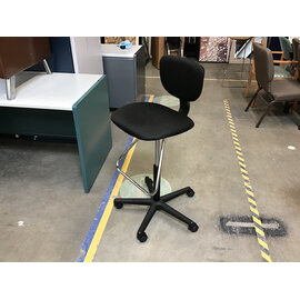 Black cushioned seat adjustable height high work chair on castors 6/8/26