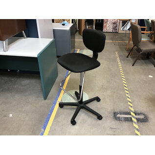 Black cushioned seat adjustable height high work chair on castors 6/8/26