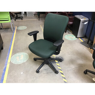 Dark green firm cushioned adjustable desk chair 7/7/26