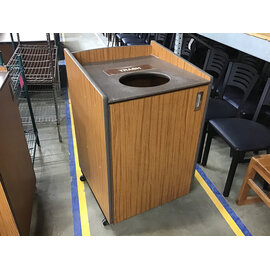 26x26x41” Trash bin cabinet on castors - no bin included 7/14/26