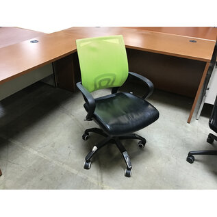 Light green mesh back black vinyl seat adjustable height desk chair 7/15/26