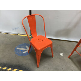 Orange metal patio chair - some scratches 8/24/26