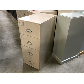 28x18x41” Beige metal 4 drawer file cabinet with included fabric file folders 9/10/26