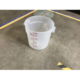 18 quart plastic measuring buckets 9/22/26