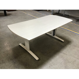 36x72x28” White wood grain laminate top metal legs conference table - missing one leg cover 9/28/26
