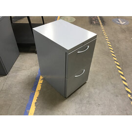 20x15x26” Light grey metal 2 drawer vertical file cabinet 10/13/26