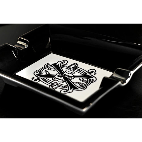 Prometheus Accessories FFOX - Ashtray - Black and White Prometheus Accessories FFOX - Ashtray - Black and White