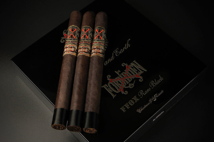 Arturo Fuente Opus X FFOX - Rare Black Double Corona - Box 10