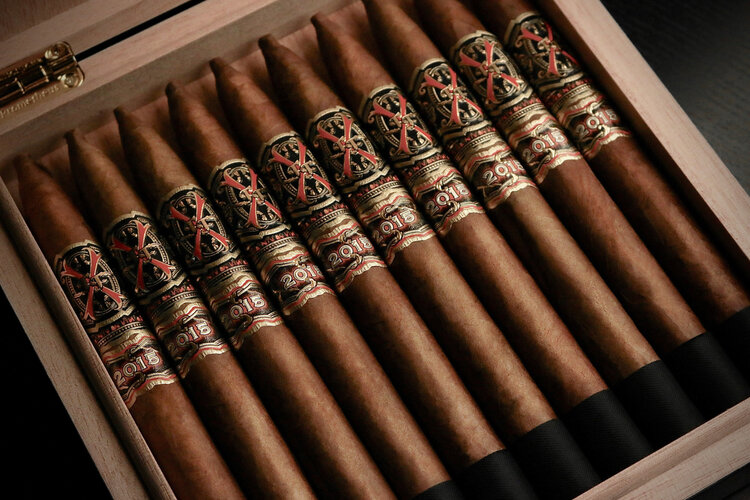 Arturo Fuente Opus X FFOX - Rare Black Torpedo - Box 10